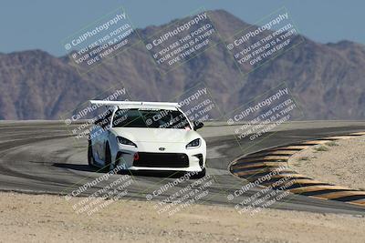 media/Oct-24-2025-Doghouse Garage (Fri) [[783d2ff07a]]/3-Intermediate/Session 3 (Turn 12)/